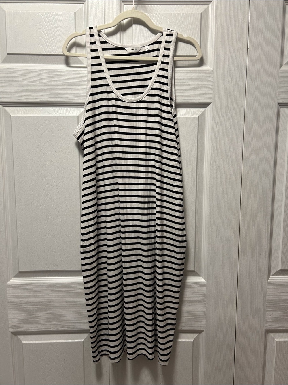 🖤 Reitmans Black & White Striped Ribbed Midi Tank Dress